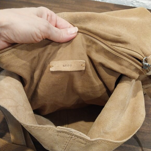 MNG Mango Beige Suede Leather Shoulder Bag Hobo Medium Purse Fringe Zipper - Picture 9 of 12